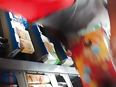 greek milf upskirt